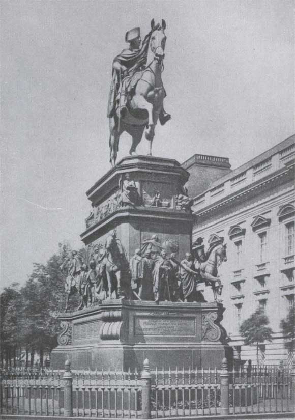X. Раух. Памятник Фридриху II. 1839—1851. Берлин.