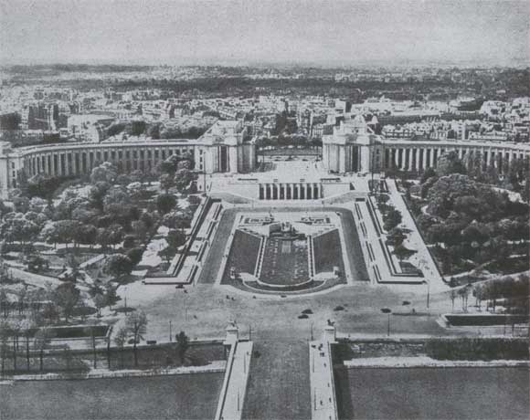 Ж. Карлю, Л. Буало, Л. Азем. Дворец Шайо в Париже. 1937.